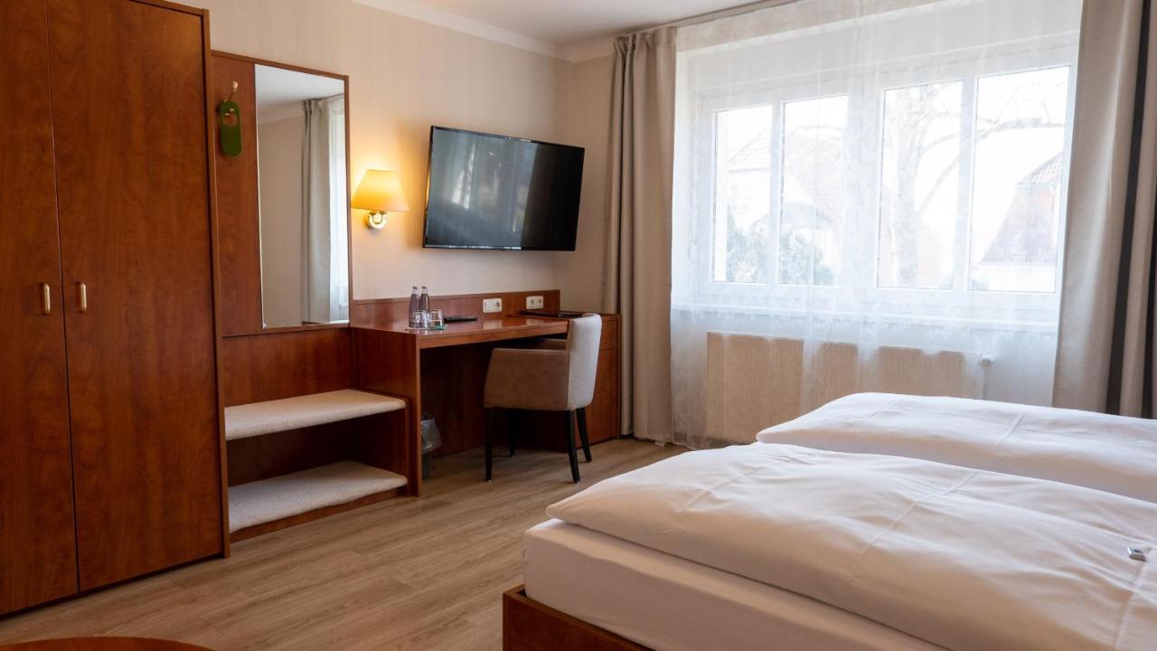 Hotel Am Uenglinger Tor Stendal Esterno foto